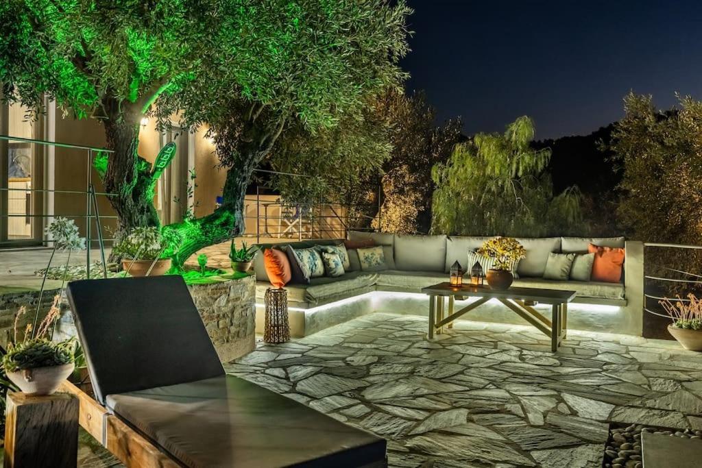 Skopelos Blue Heaven Pool Villa In Olive Grove المظهر الخارجي الصورة