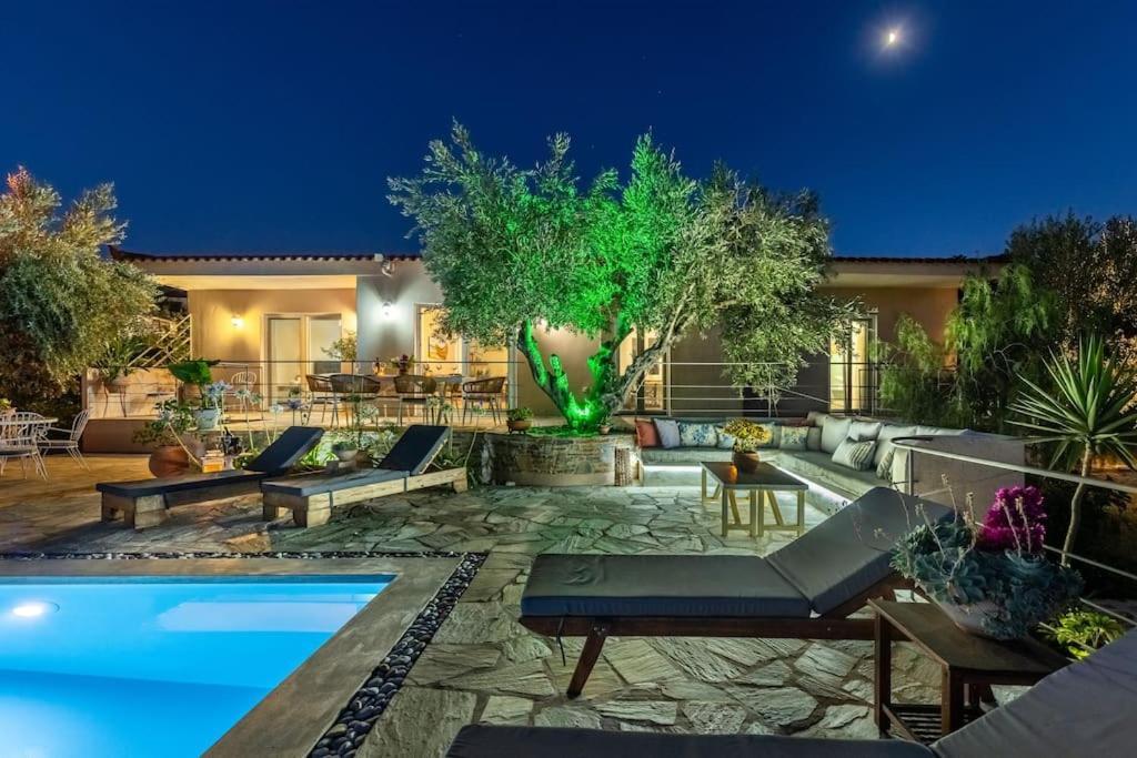 Skopelos Blue Heaven Pool Villa In Olive Grove المظهر الخارجي الصورة